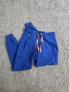 Figs Scrubs | Zamora Jogger | XS | Deep Royal Blue